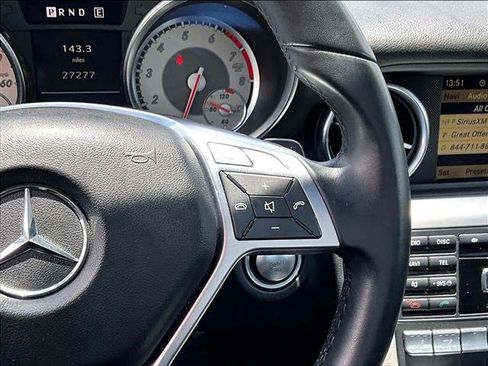 Used 2012 Mercedes-Benz SLK 350 image 19