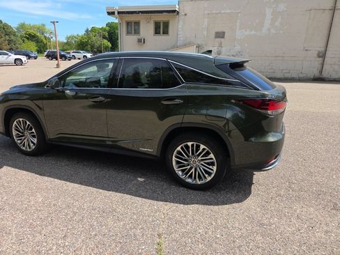 Used 2021 Lexus RX 450h AWD w/ Luxury Package image 8