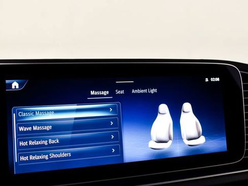 Certified 2025 Mercedes-Benz GLS 580 4MATIC image 40
