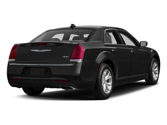 Used 2017 Chrysler 300 Limited w/ Value Package AWD/4WD image 5