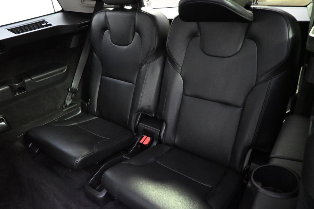 Used 2023 Volvo XC90 T8 Plus AWD/4WD image 22