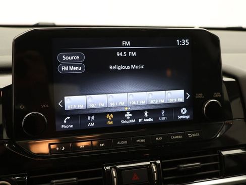 Used 2022 Nissan Pathfinder SL w/ SL Premium Package image 25