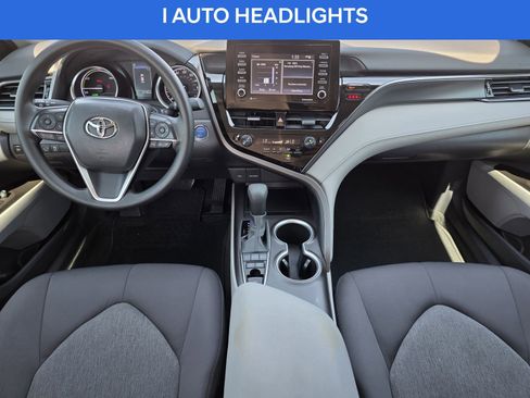 Used 2023 Toyota Camry LE image 12