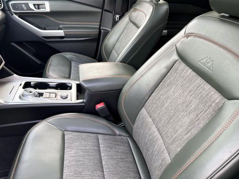 Used 2022 Ford Explorer Timberline image 21