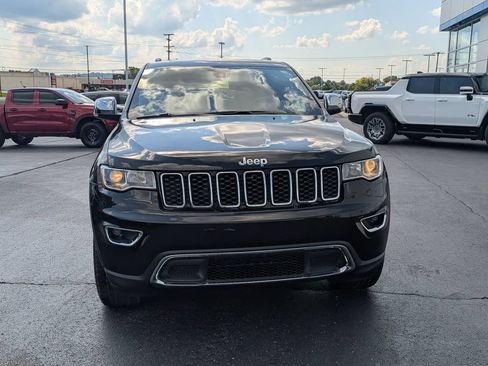 Used 2022 Jeep Grand Cherokee Limited AWD/4WD image 2