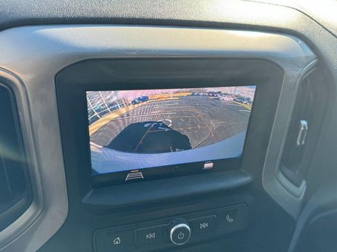 Used 2021 Chevrolet Silverado 1500 Custom image 18