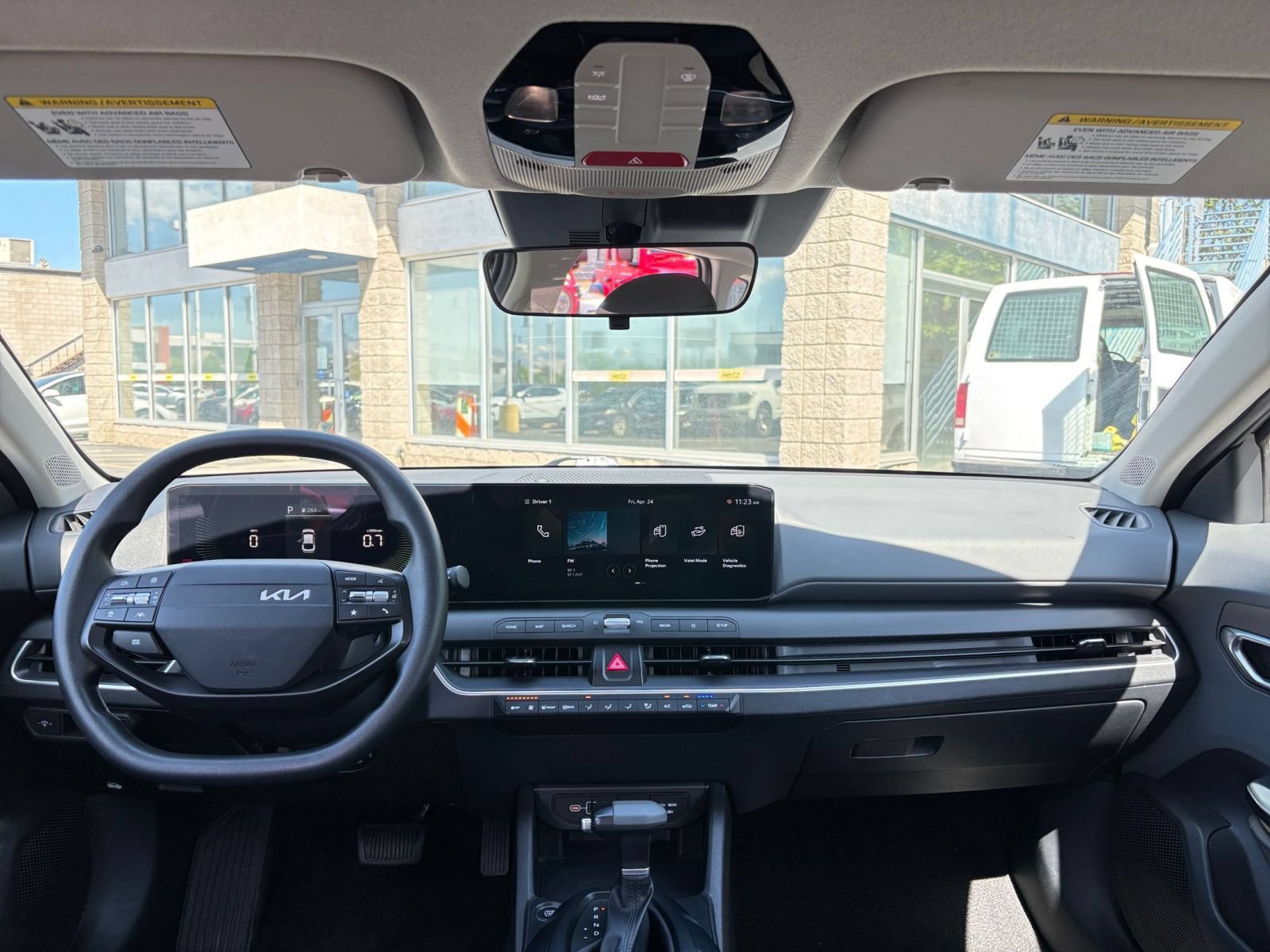 Used 2025 Kia K4 FWD image 31