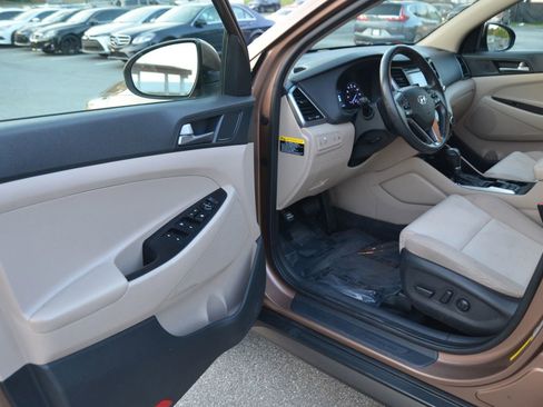 Used 2016 Hyundai Tucson Sport image 28