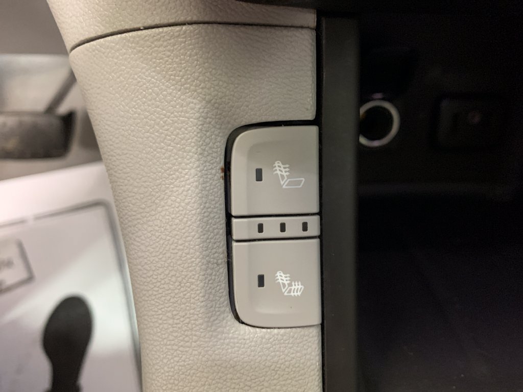 Used 2017 GMC Acadia SLT AWD/4WD image 28
