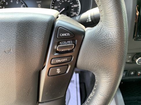 Used 2023 Nissan Frontier SV w/ SV Convenience Package RWD image 19