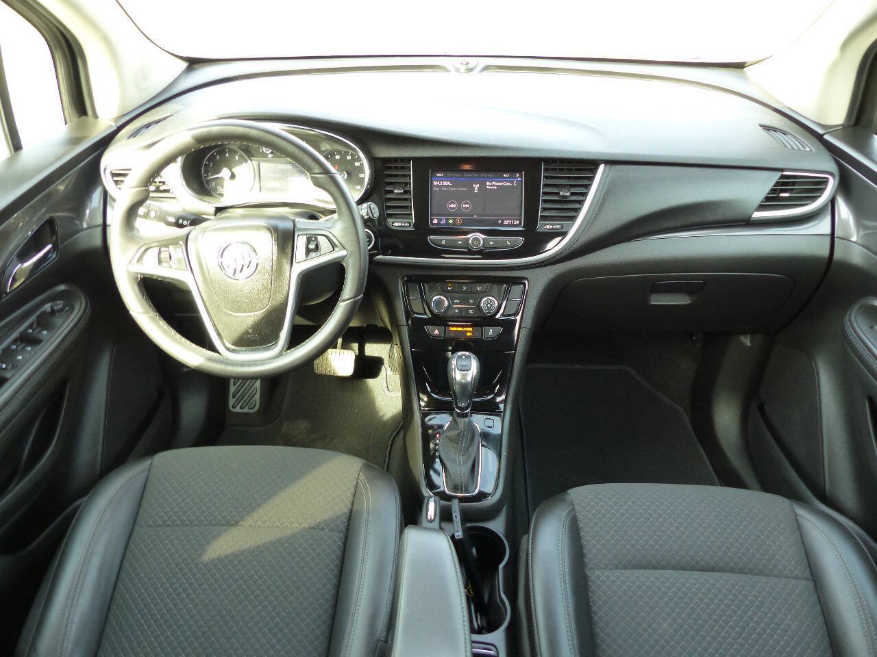 Used 2022 Buick Encore Preferred w/ Safety Package AWD/4WD image 22