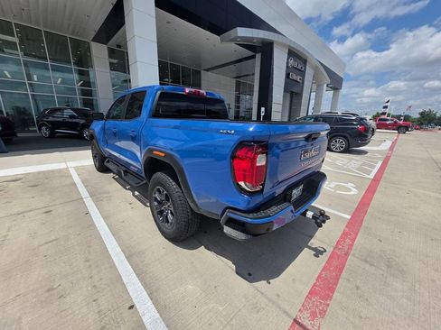 Used 2025 GMC Canyon Elevation w/ Convenience Package AWD/4WD image 4