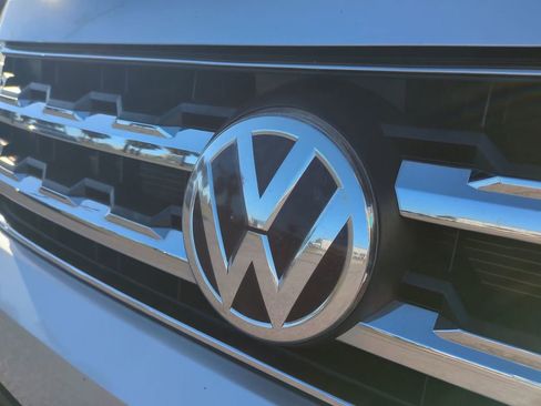 Used 2018 Volkswagen Atlas SE image 13