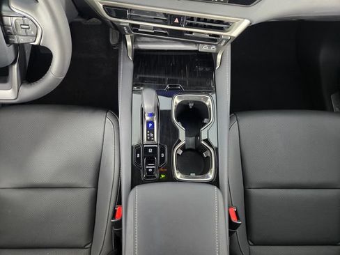 Used 2025 Lexus RX 350 FWD w/ Technology Package image 20