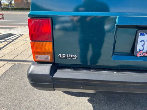 Used 1996 Jeep Cherokee 4WD 4-Door image 10