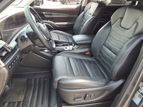 Used 2024 Kia Telluride SX Prestige AWD/4WD image 11