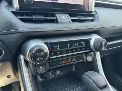 Used 2024 Toyota RAV4 XLE image 5