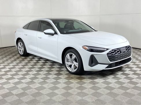 Used 2025 Audi A5 2.0T Premium w/ Premium Plus AWD/4WD image 4