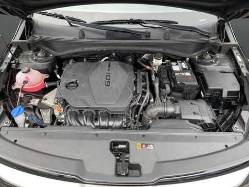 Used 2023 Kia Sportage EX image 42