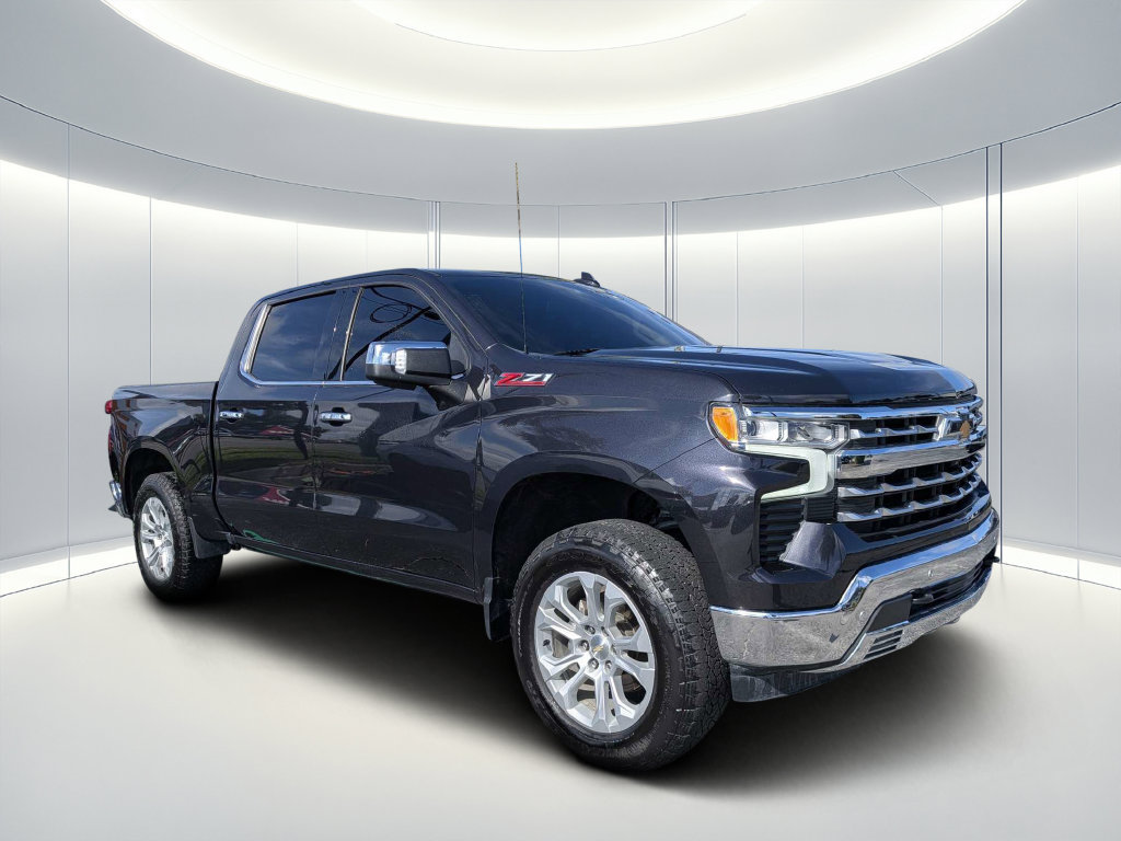 Used 2022 Chevrolet Silverado 1500 LTZ AWD/4WD image 2