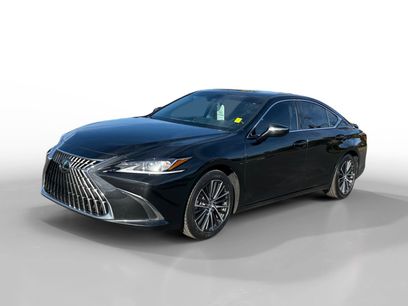 Used 2024 Lexus ES 300h w/ Premium Package