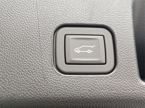 New 2026 Chevrolet Equinox EV RS image 33