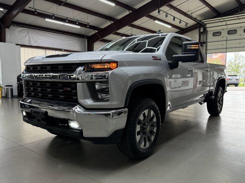 Used 2022 Chevrolet Silverado 3500 LT w/ Convenience Package AWD/4WD image 5