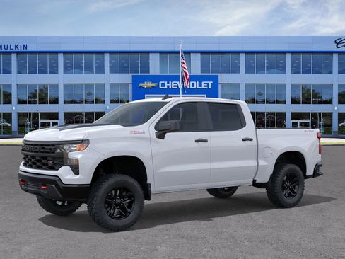 New 2026 Chevrolet Silverado 1500 Custom Trail Boss AWD/4WD image 2