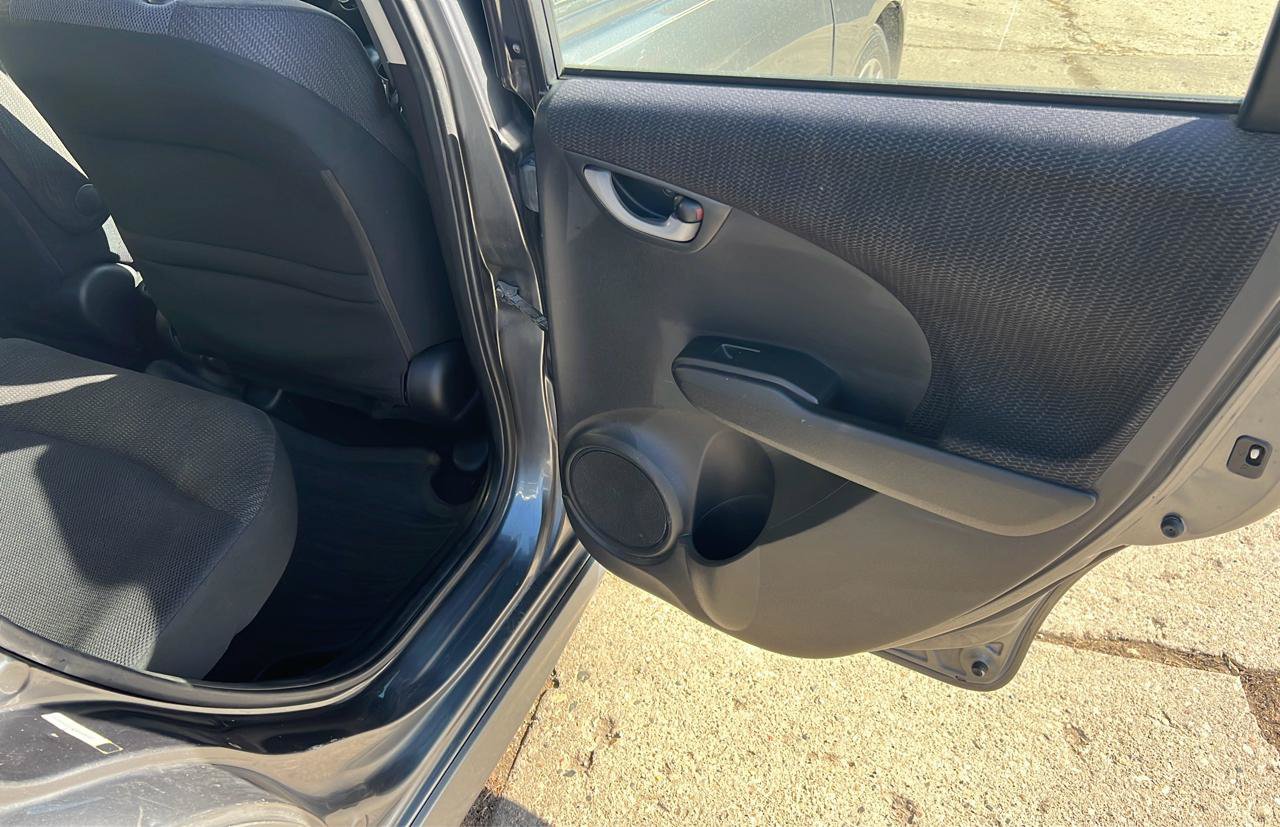 Used 2013 Honda Fit Sport image 13