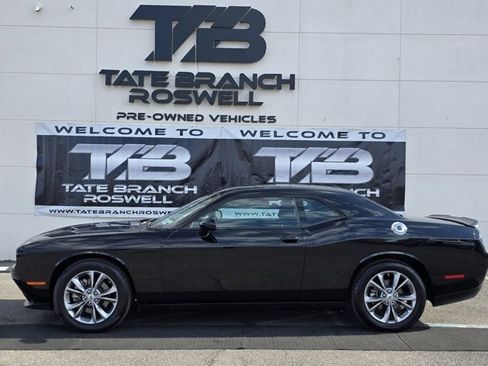 Used 2023 Dodge Challenger SXT w/ Cold Weather Group image 6