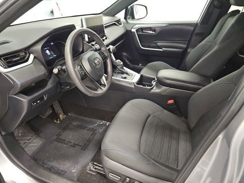Used 2023 Toyota RAV4 SE AWD/4WD image 15