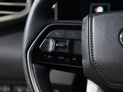 Used 2024 Toyota Tundra Limited image 40