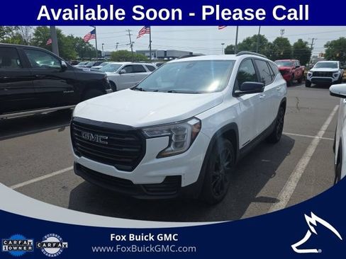 Used 2023 GMC Terrain SLE w/ Driver Convenience Package AWD/4WD image 1