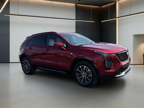 Certified 2024 Cadillac XT4 Sport FWD image 8