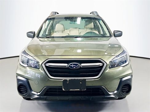 Used 2019 Subaru Outback 2.5i image 4