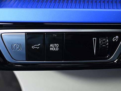 Certified 2025 Cadillac Optiq Sport 1 AWD/4WD image 24