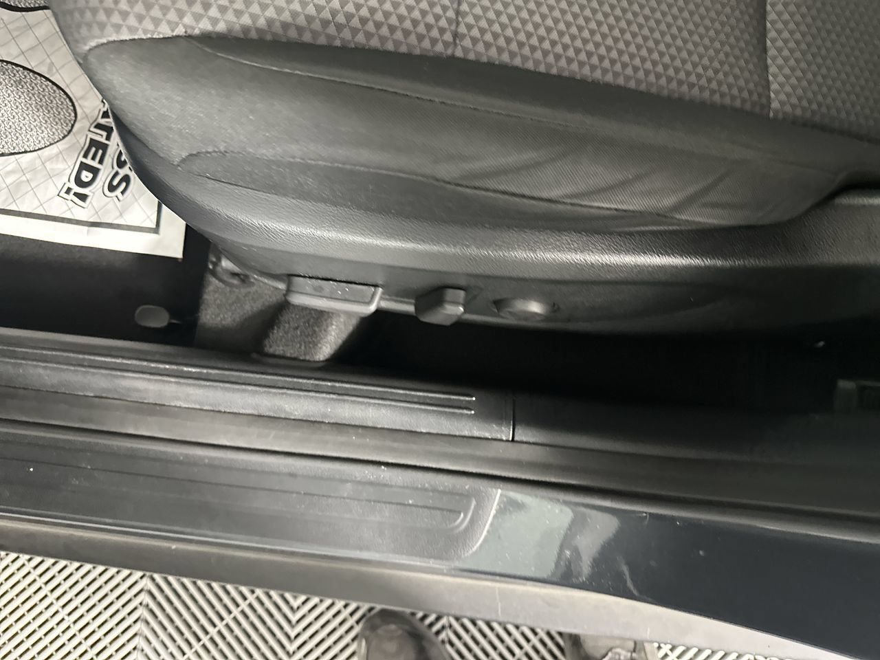 Certified 2023 Kia Soul S FWD image 4