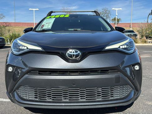 Used 2022 Toyota C-HR Limited image 2