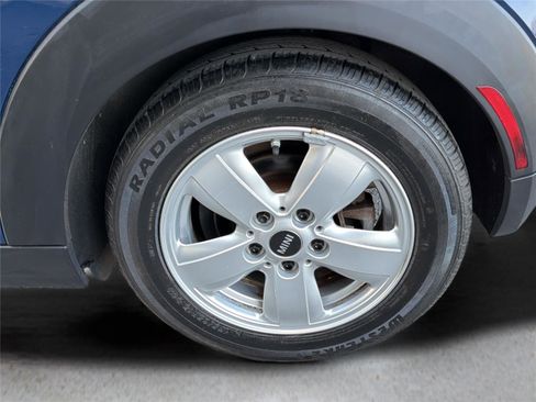 Used 2018 MINI Cooper 2-Door Hardtop image 32