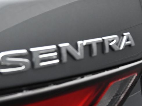 Used 2024 Nissan Sentra SV FWD image 28