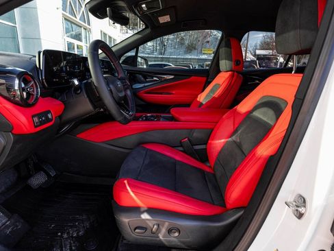 Used 2024 Chevrolet Blazer EV RS image 24