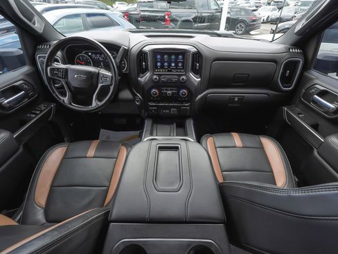 Used 2021 Chevrolet Silverado 2500 LTZ w/ Carhartt Edition AWD/4WD image 35
