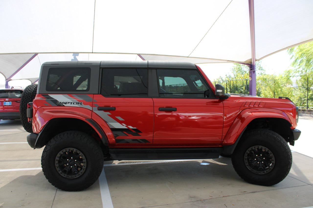 Used 2024 Ford Bronco Raptor w/ Interior Carbon Fiber Pack 6 AWD/4WD image 7
