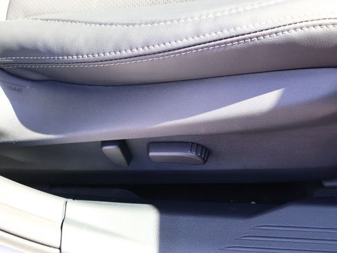 Used 2025 Subaru Outback Limited w/ Tech Package 2 image 25