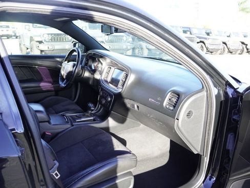 Used 2019 Dodge Charger R/T w/ Plus Group image 23