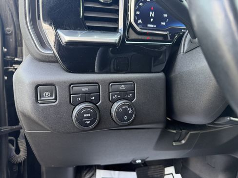 Used 2022 Chevrolet Silverado 1500 LT image 19