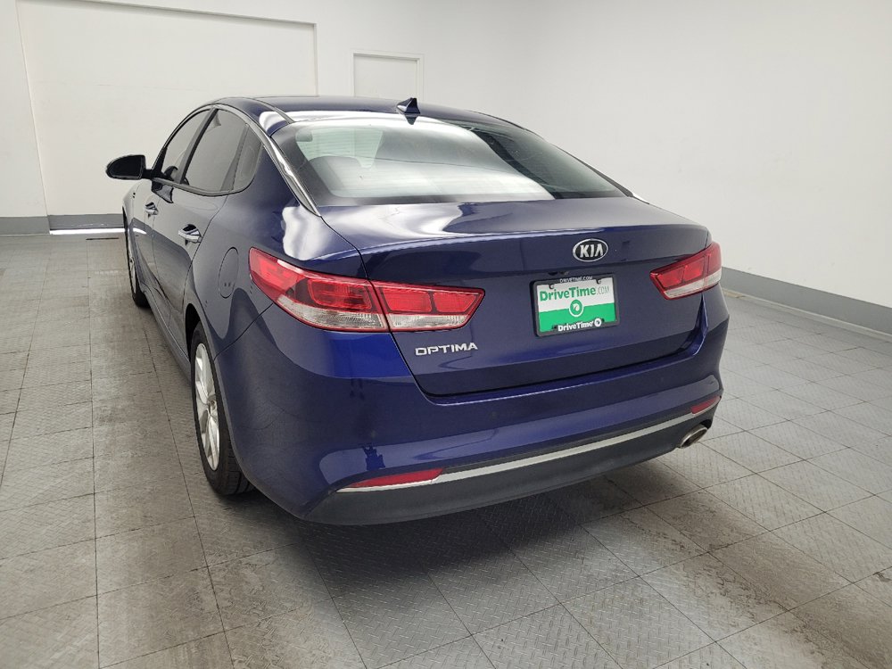 Used 2018 Kia Optima LX w/ 17" Alloy Wheels Package FWD image 6