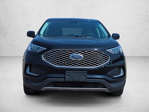 Used 2024 Ford Edge SEL image 2