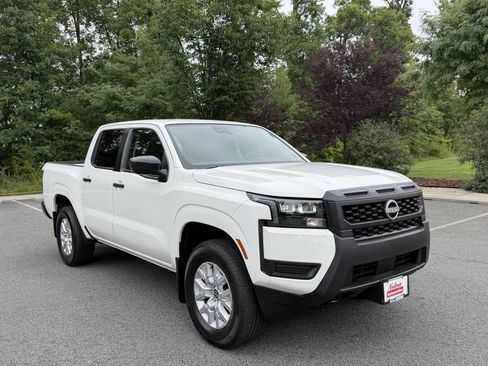 Used 2026 Nissan Frontier S AWD/4WD image 9