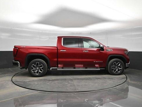 New 2026 GMC Sierra 1500 SLT w/ SLT Premium Plus Package AWD/4WD image 9